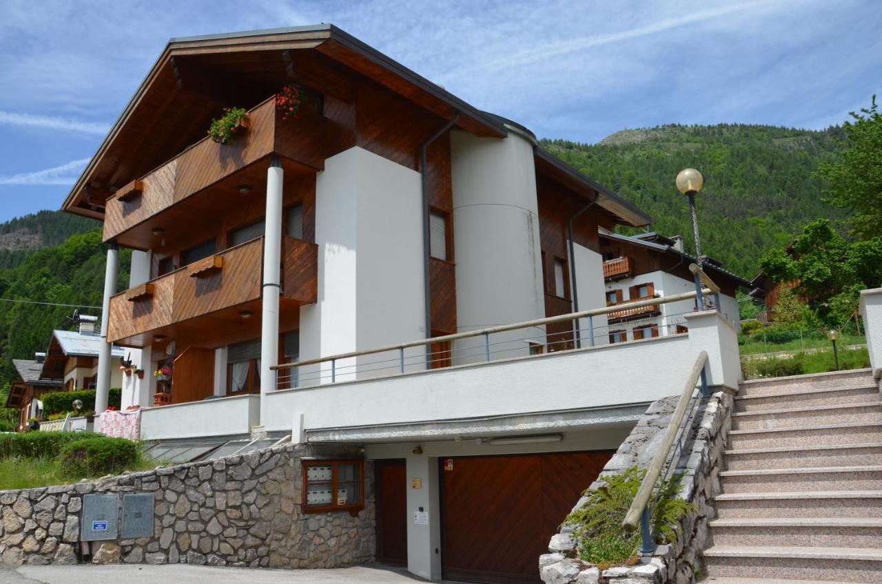 Appartamento Giada Pozzale Di Pieve Di Cadore Bagian luar foto